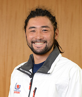 板庇 雄馬