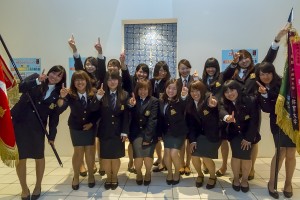 総合優勝した関西学院大学の女子部員たち。女子マネージャーが多いのも関西学院大学の特徴