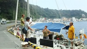フェローズの有友さんがフランス船の泊地対応をしてくれました