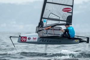 トップに立ったポール･グディソン選手　YANMAR Moth World Championship 2016@JUNICHI HIRAI / BULKHEAD magazine JAPAN