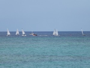 海上練習の1シーン。海が青い！
